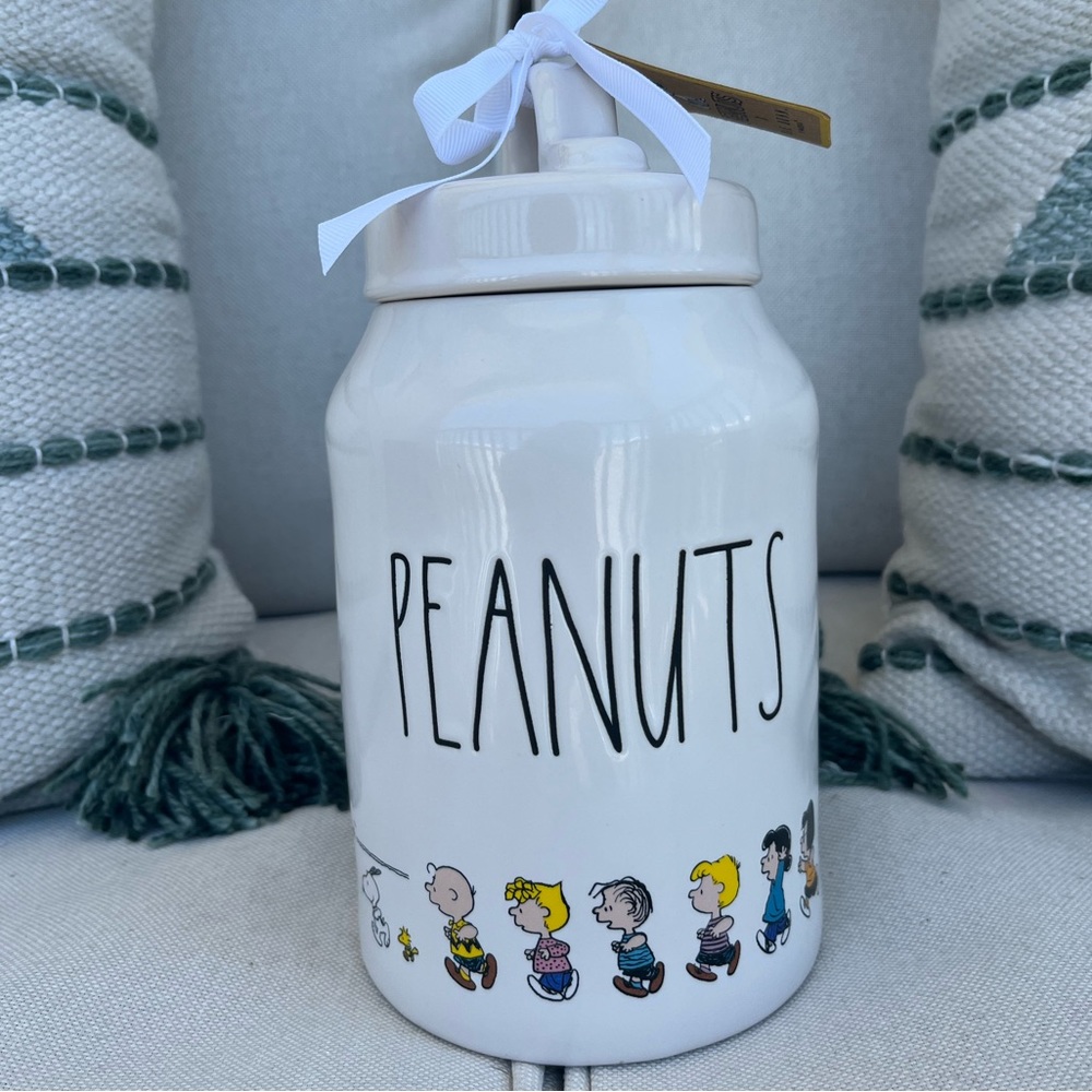 Rae Dunn Peanuts Jar